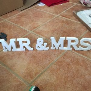 Mr & Mrs letters
